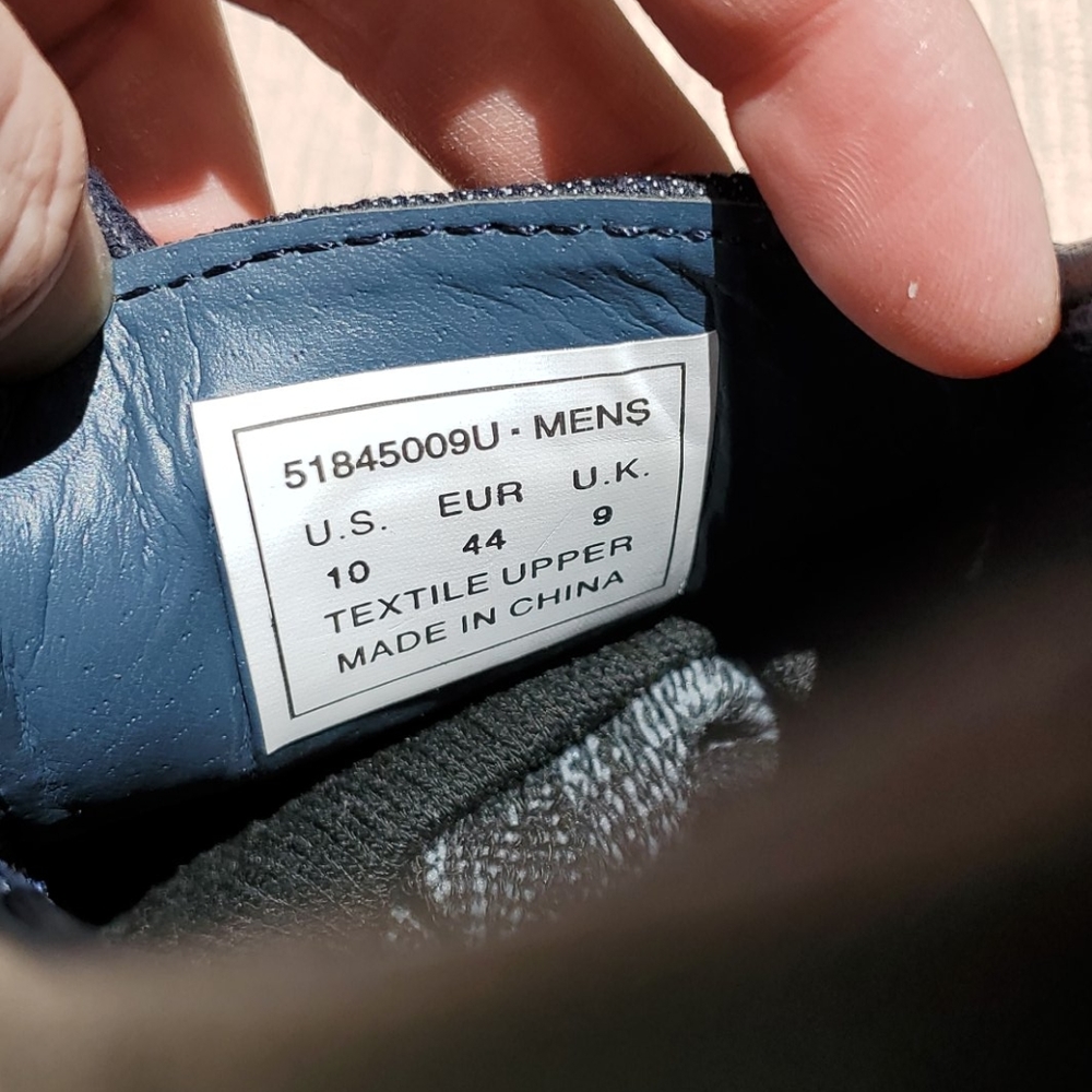 Levi's casual slip on loafer - Picture 4 of 8